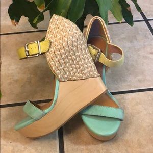Gianni Bini Wedge Sandals